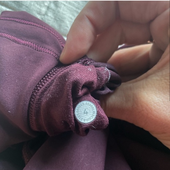 Lululemon Wunder train leggings 25” Cassis - Picture 2 of 4